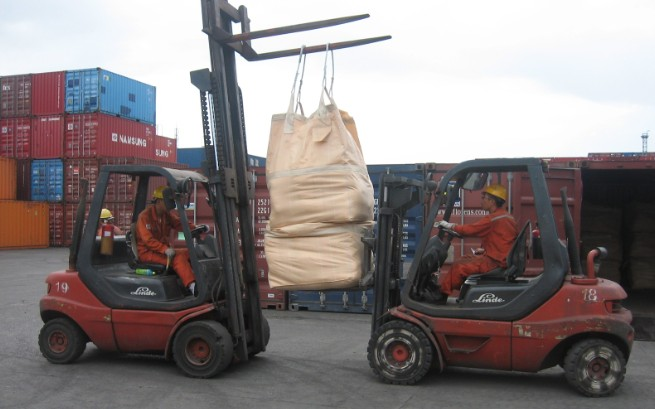 YST (Tianjin) Import & Export Trading Co., Ltd., a professional fluorspar supplier (3)